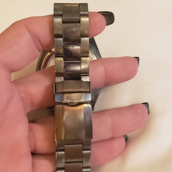 Watch - Picture 2 of 2